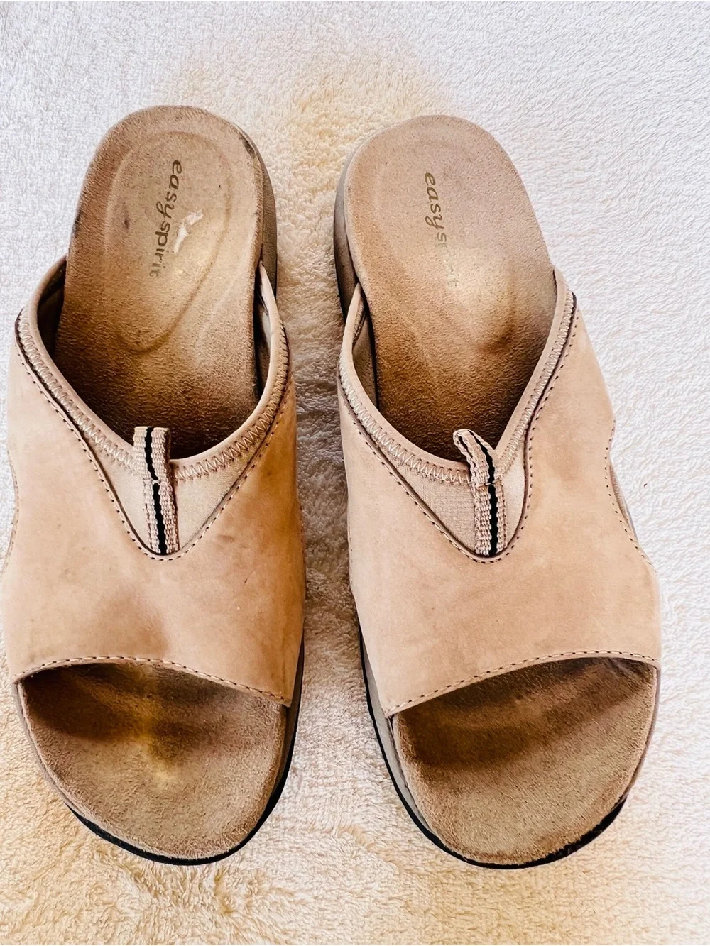 Easy Spirit Tan Taupe Nubuck Leather Slip-On Wedge Sandals Size 6